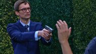 Carter traded in his hacky sack for a gun on The Young and the Restless | Image: CBS